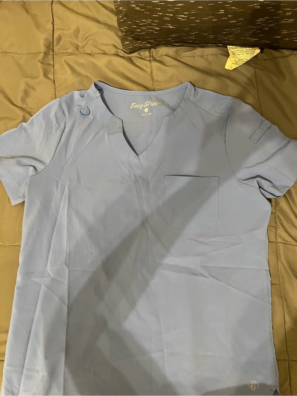 Scrubs Women's Short Sleeve V-Neck Top in Light Blue and Bottoms joggers
